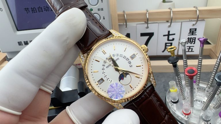 Patek Philippe Complications Yellow Gold Dial 复杂功能时计